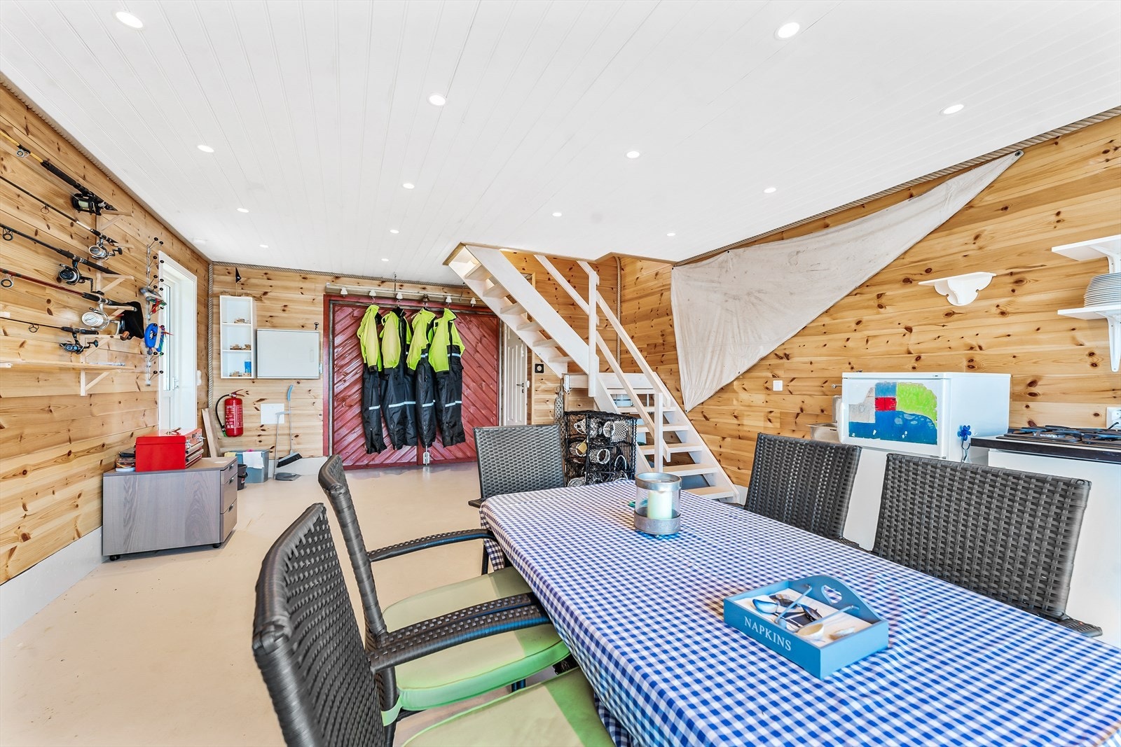 I naustet er det installert toalettrom Galleribilde