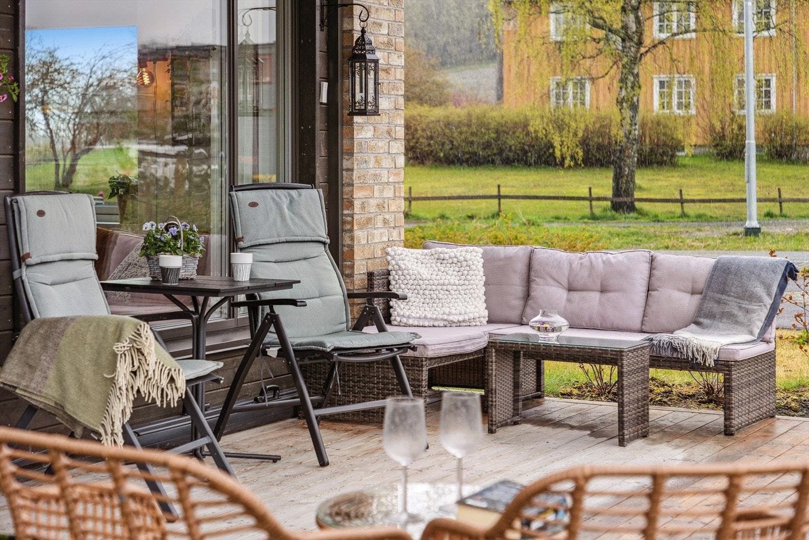 Her vil du ha god plass til en eventuell sofa/spisegruppe. Galleribilde