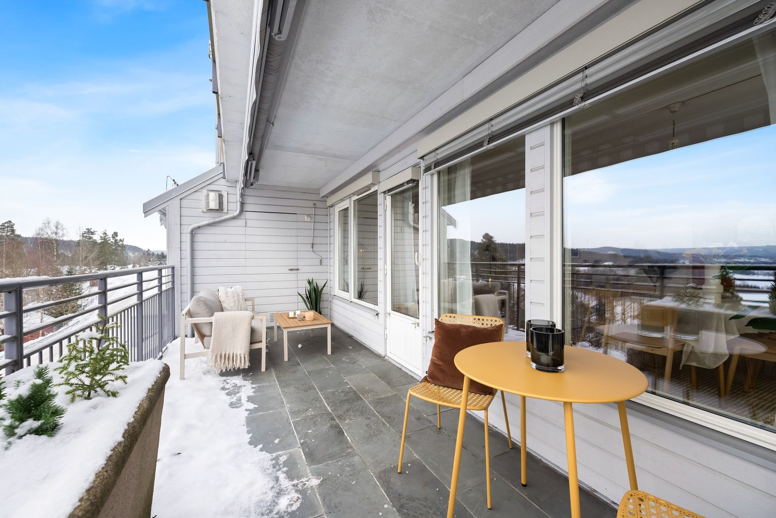 Det er tilgang til en praktisk bod på ca. 2 m². Galleribilde