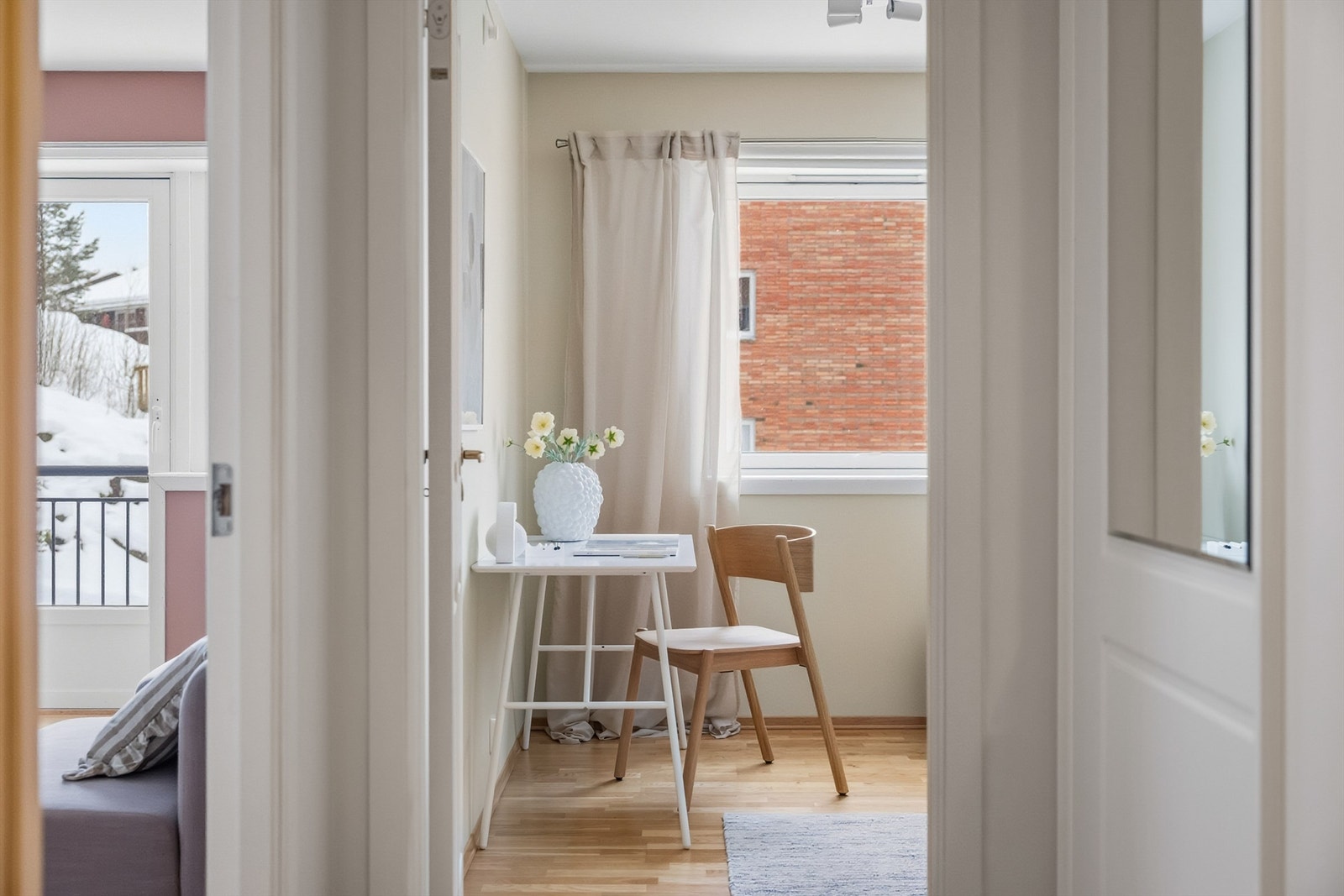 Et perfekt gjesterom, kontor, eller barnerom. Galleribilde