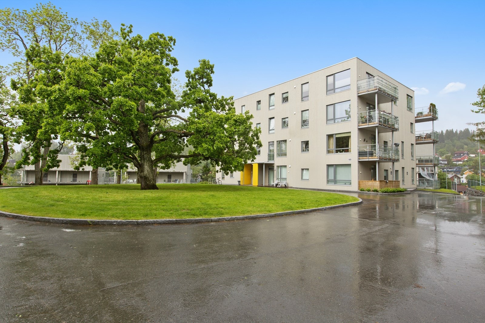 Eiendommen er tilknyttet TOBB, og har velholdte fellesarealer. Galleribilde