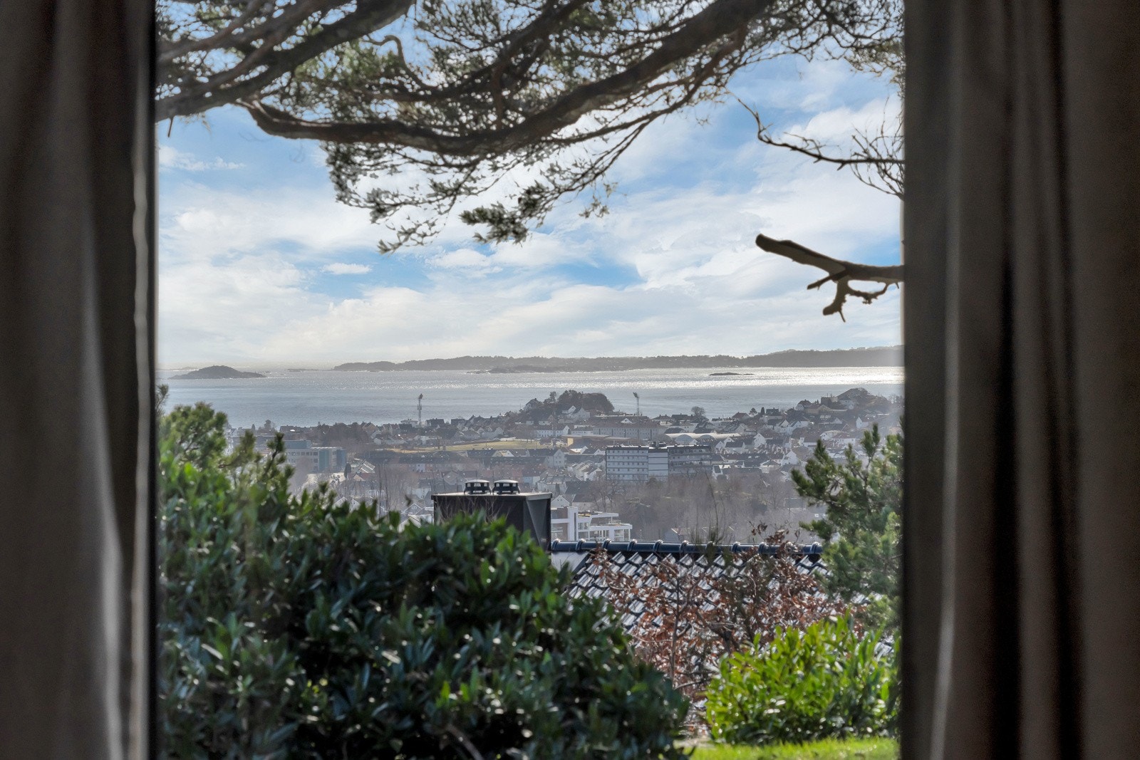 Utsikt fra hovedsoverom Galleribilde