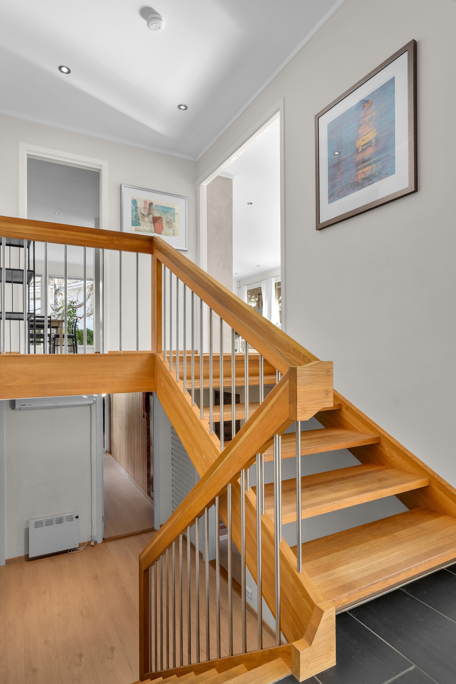 Trapp mellom etasjene. Galleribilde