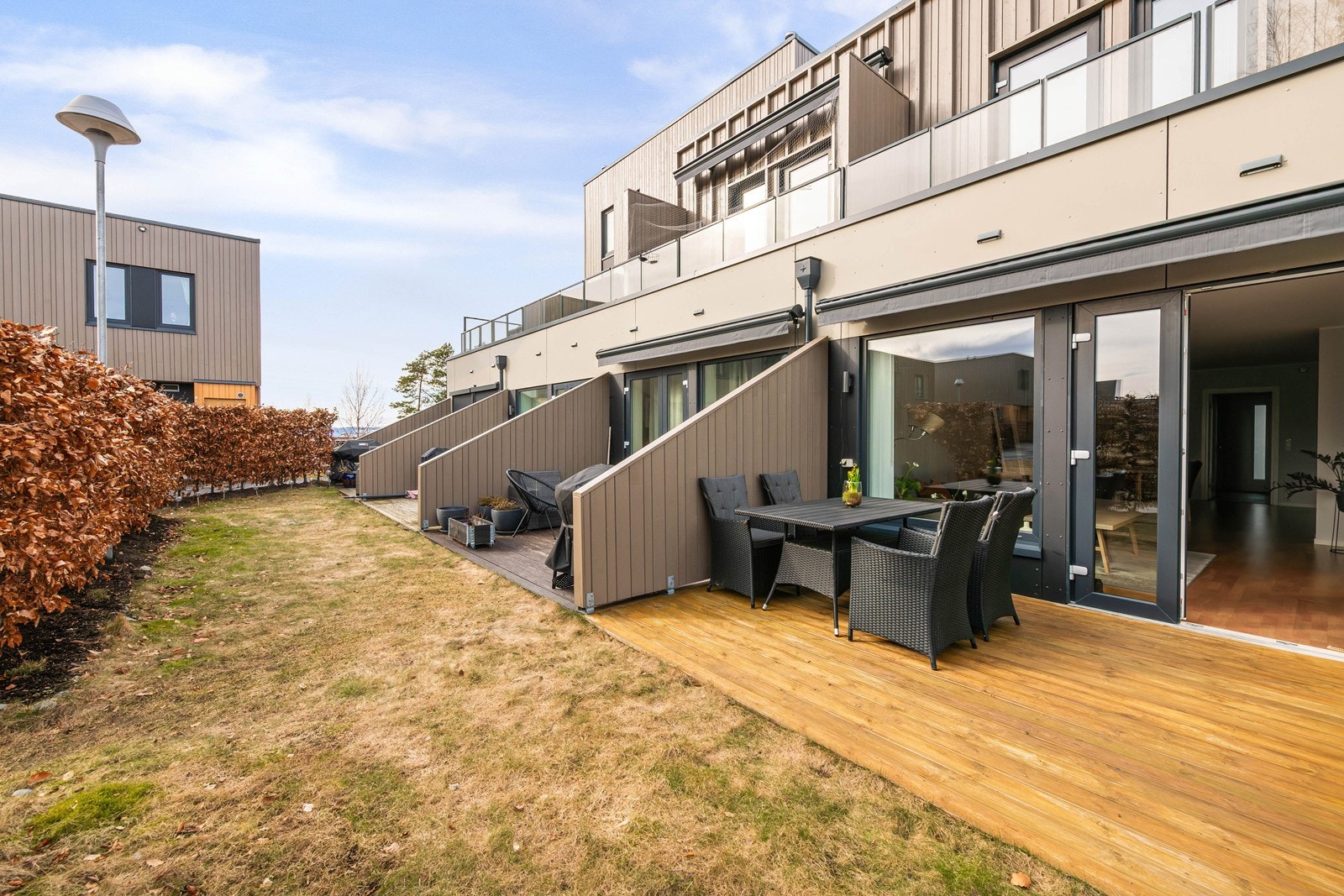 Rolig og barnevennlig sameie med pent opparbeidede hager Galleribilde