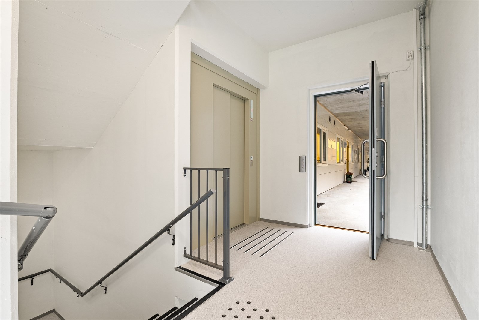 - Heisadkomst - Galleribilde