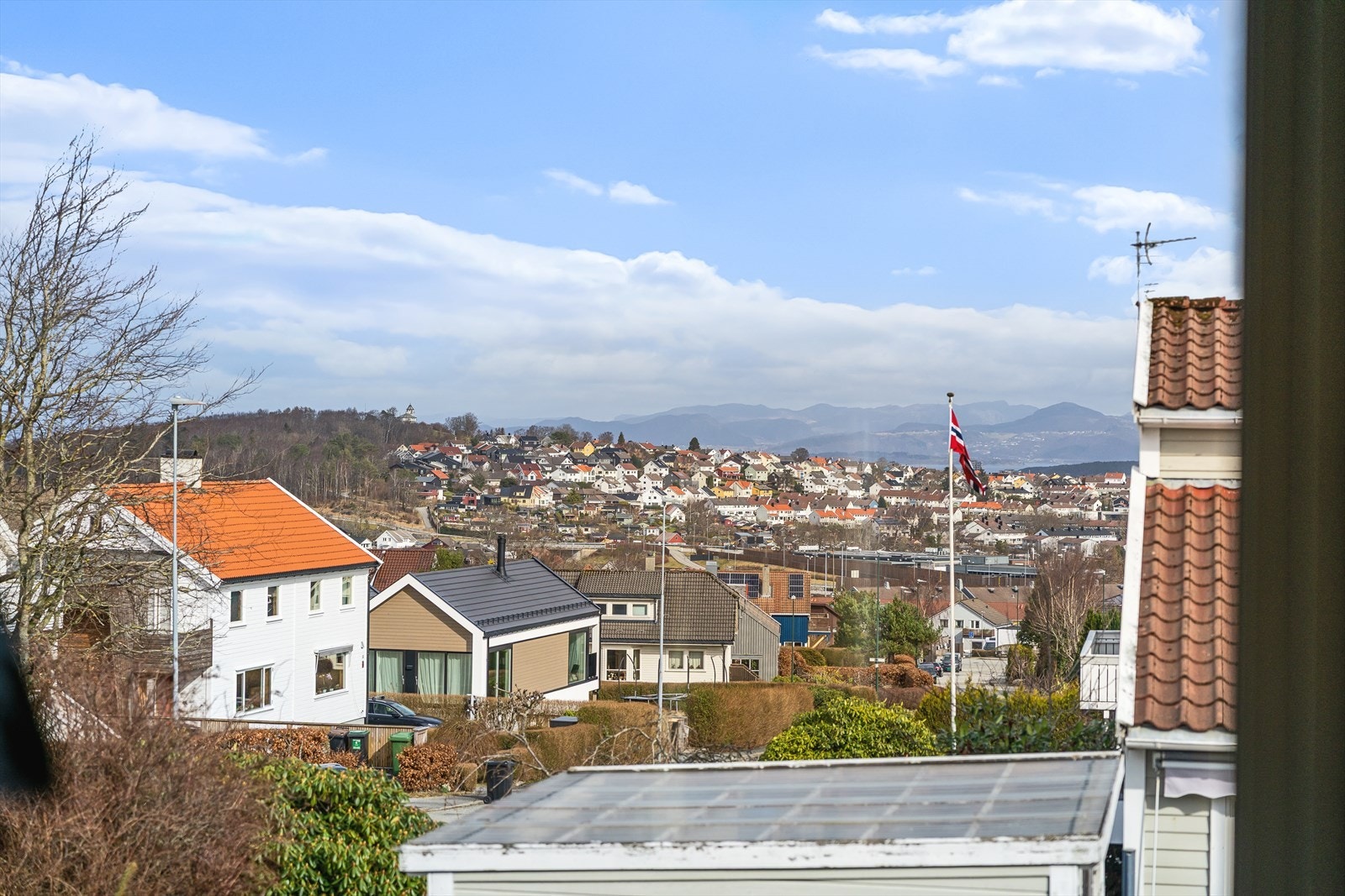 Utsikt fra stuevinduet Galleribilde