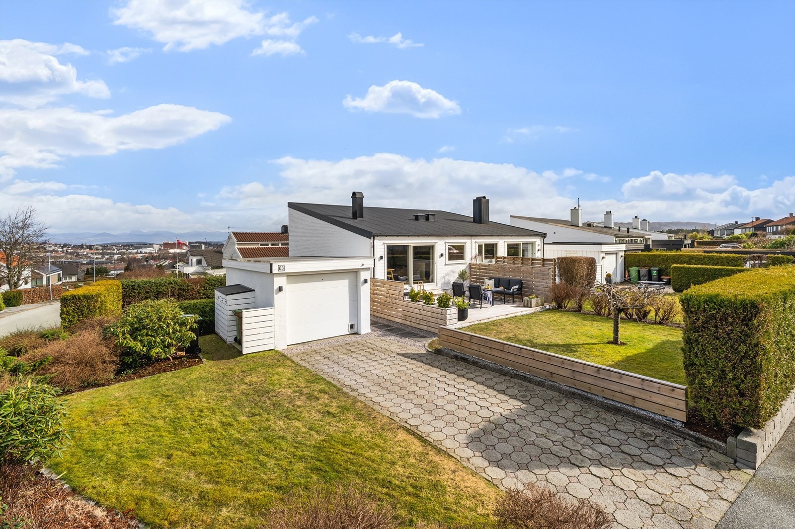 EiendomsMegler 1 v/Sindre Kjøll Kristensen presenterer Mor Åses vei 63! Galleribilde