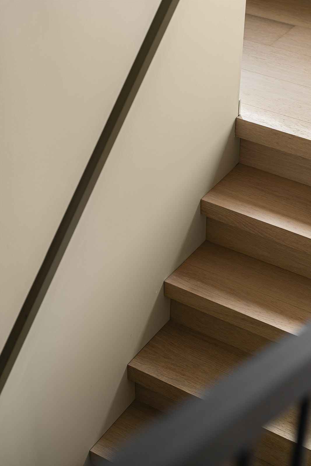 Flott trapp ned til sokkeletasjen Galleribilde