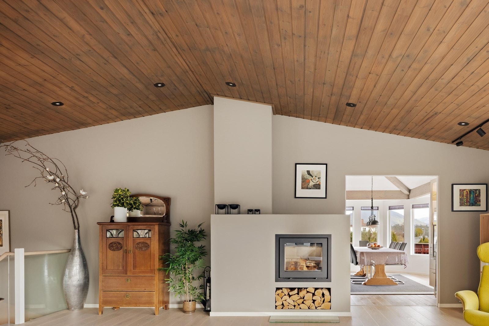 Legg merke til den gode takhøyden Galleribilde