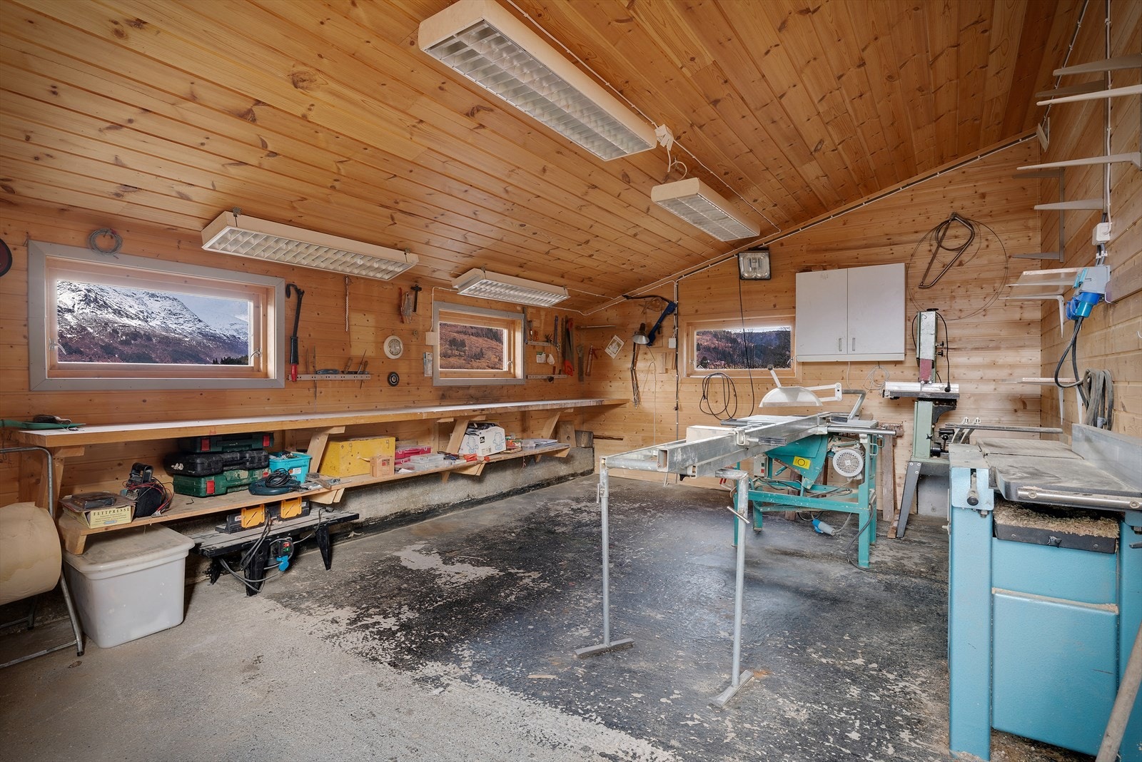 Verksted Galleribilde