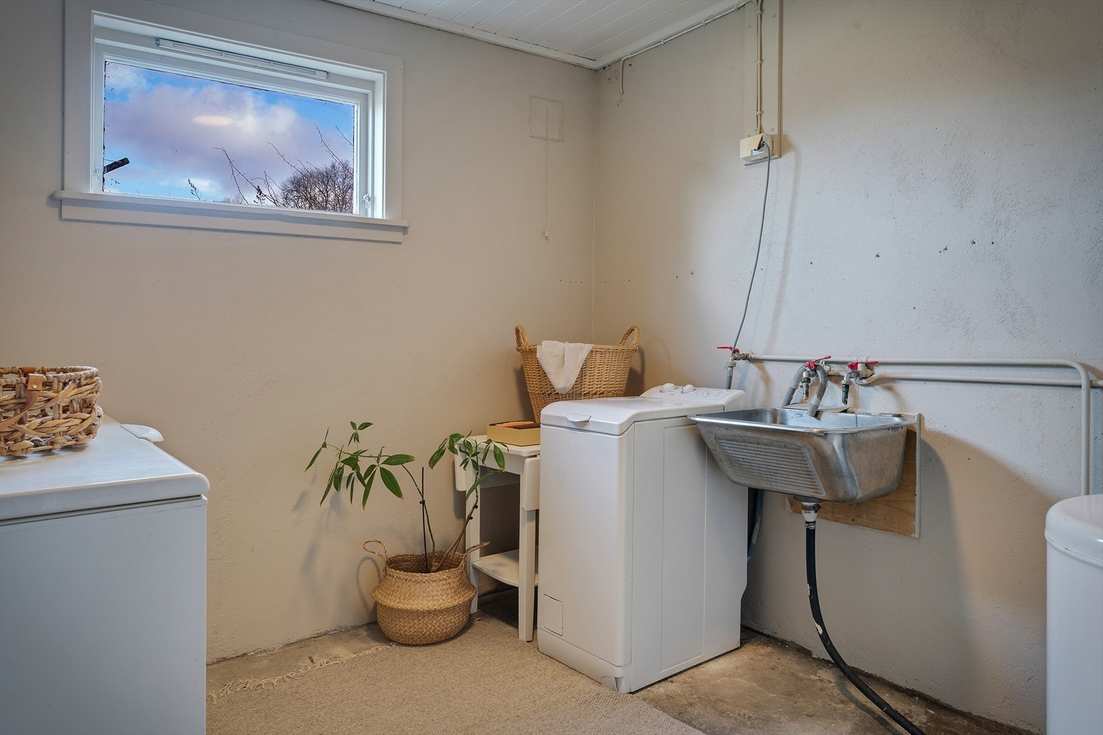 Vaskerom Galleribilde