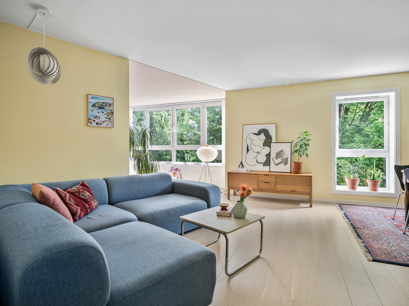 Ganske flott utsyn, ikke sant? Bildet er fra forrige salg. Galleribilde