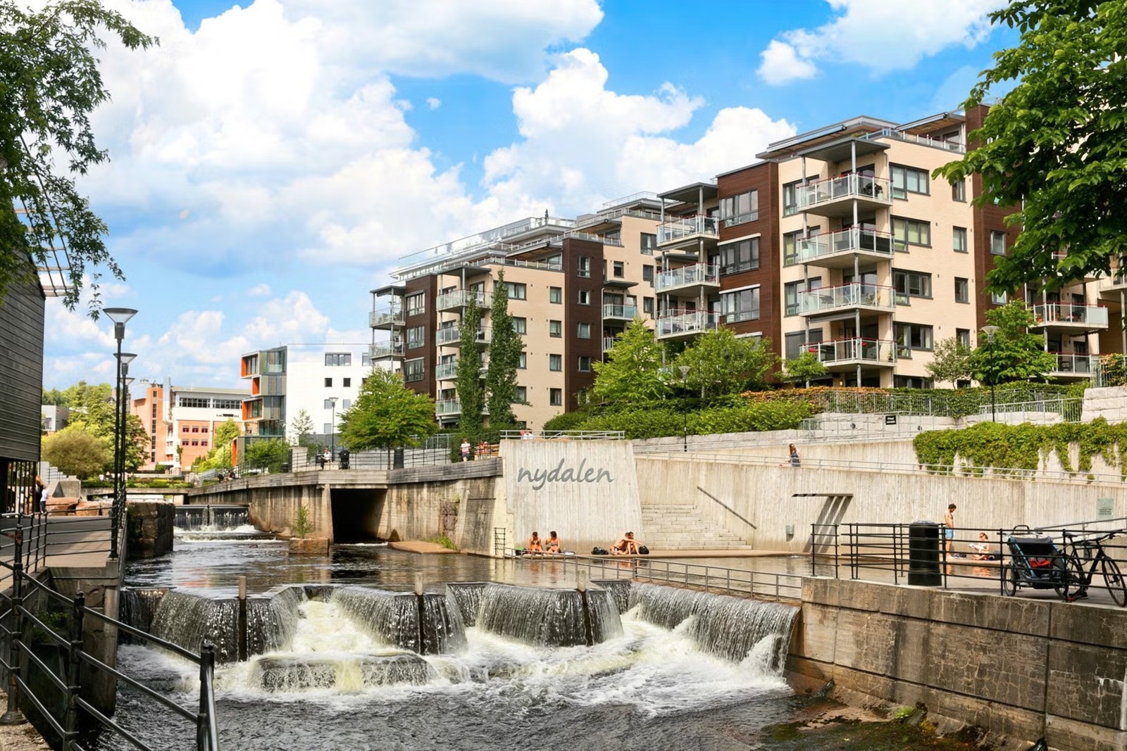 Nydalen er kun et par minutters gange unna. Her kan du avkjøle deg i den populære badekulpen med et forfriskende bad på de varmeste sommerdagene. Galleribilde