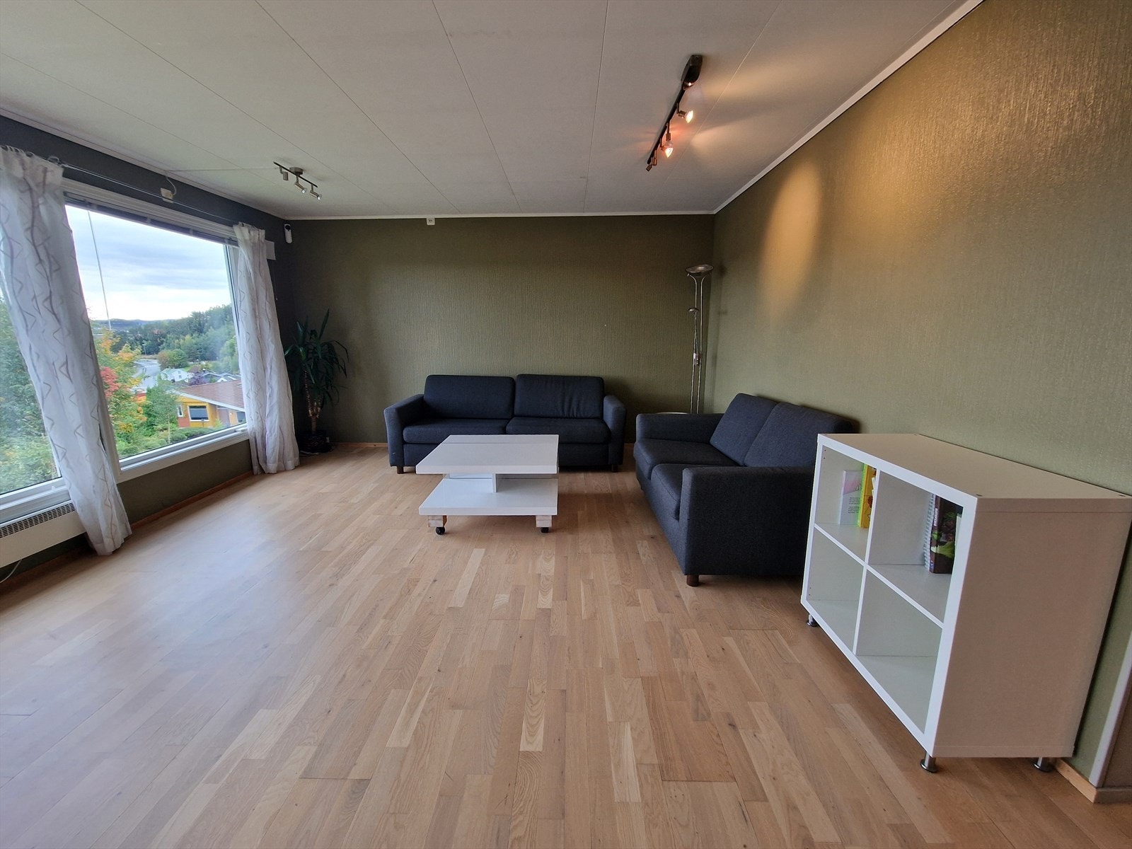 Fin stue i 1.etg Galleribilde