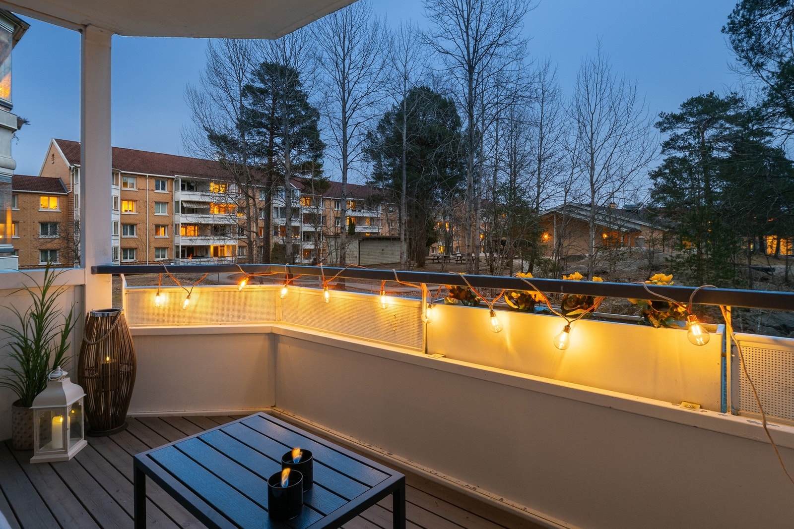 Lekker 3-roms med flott beliggenhet vendt mot skogsområde. Galleribilde