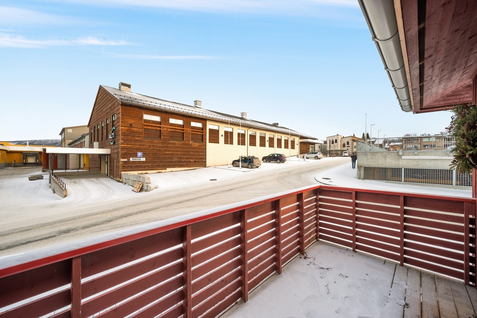 Terrasse med utgang fra hovedsoverommet. Galleribilde