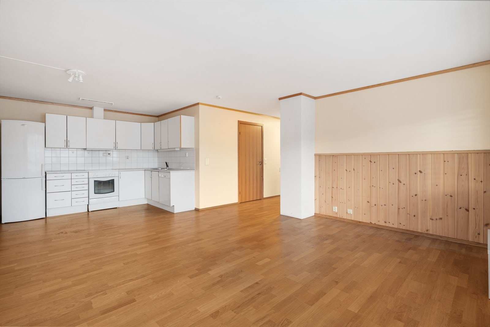 Stue/kjøkken. Galleribilde