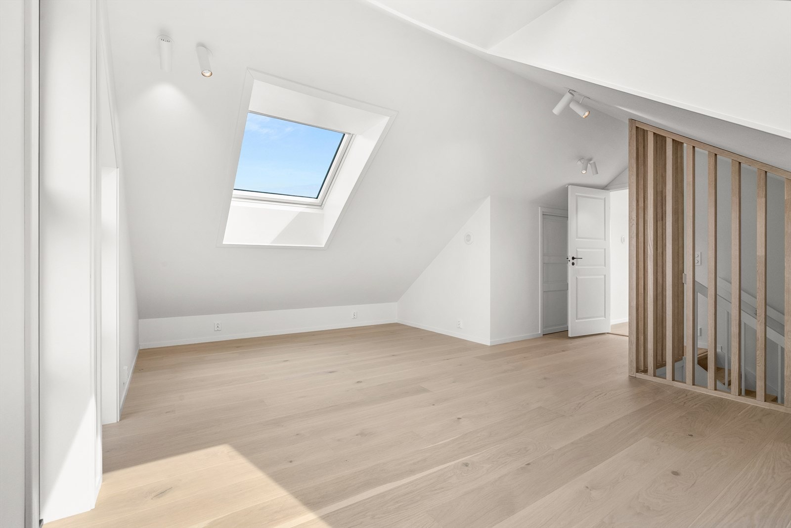 038_.jpg Galleribilde