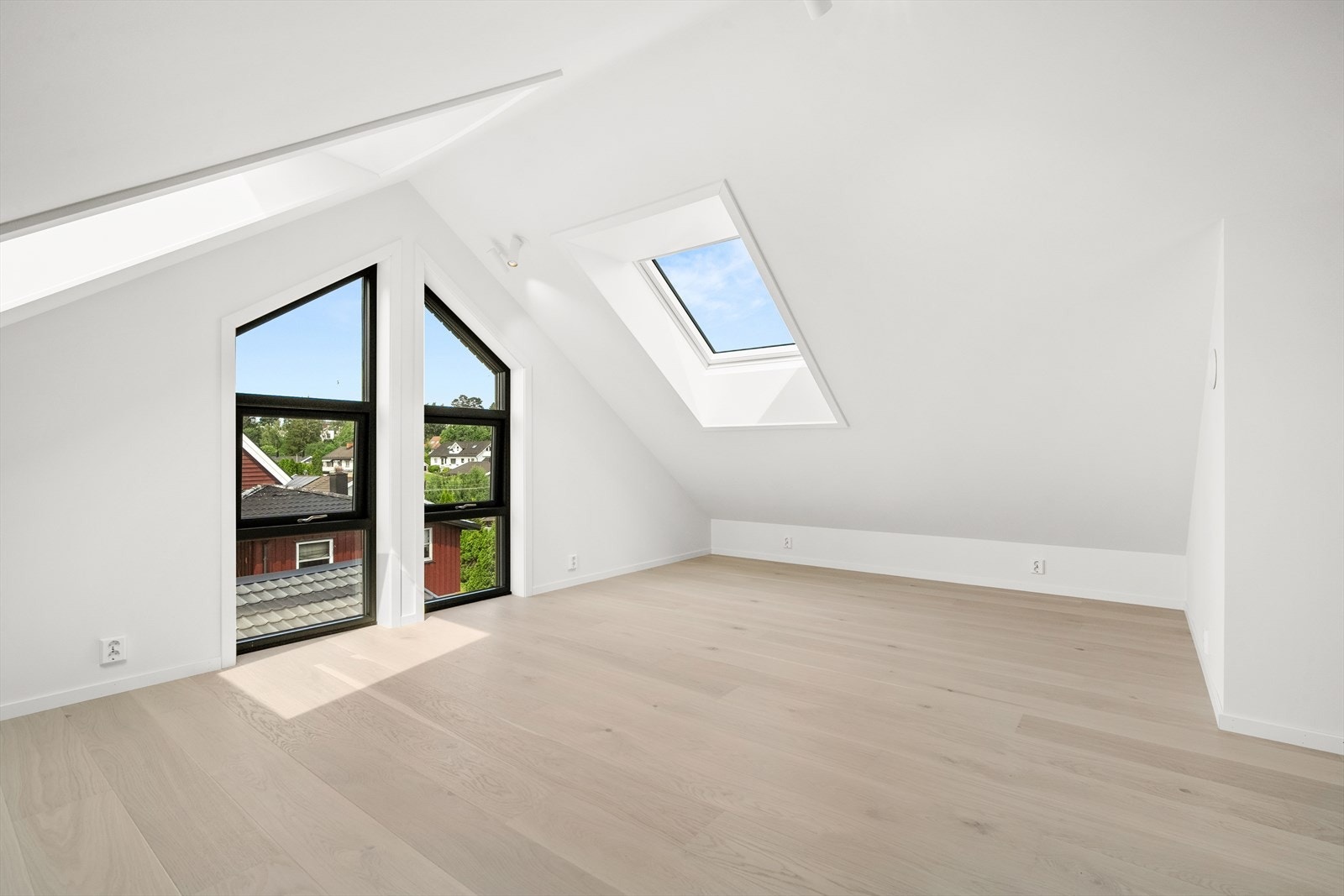 037_.jpg Galleribilde