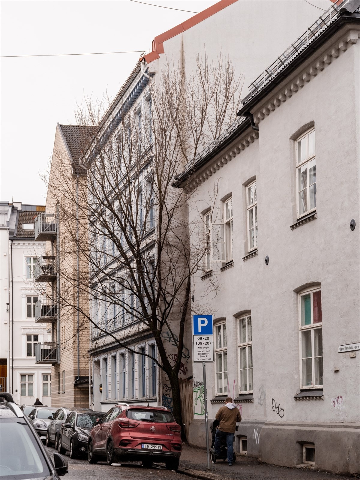 Her bor du i et veletablert og populært boligområde med klassisk bygårdsbebyggelse. Galleribilde