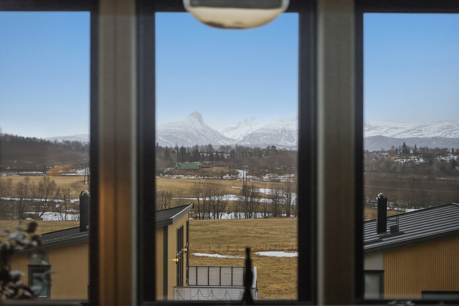 Herlig utsikt fra stua. Galleribilde