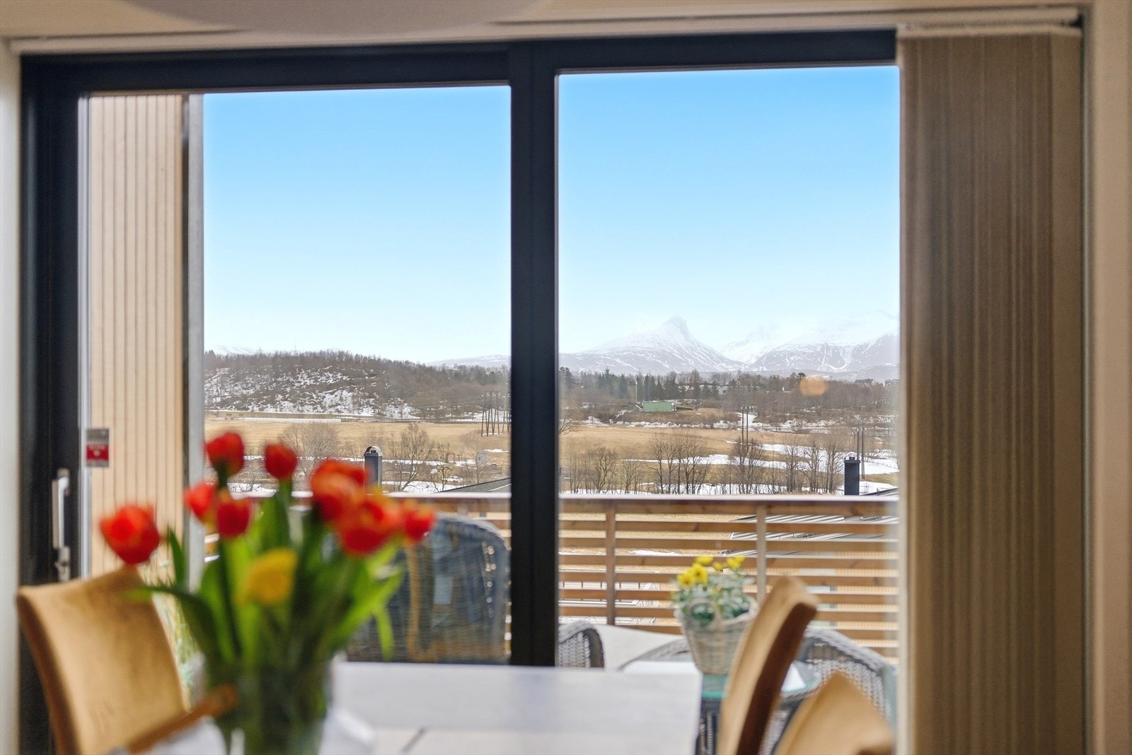 Ingenting å si på utsikten under måltidene. Galleribilde