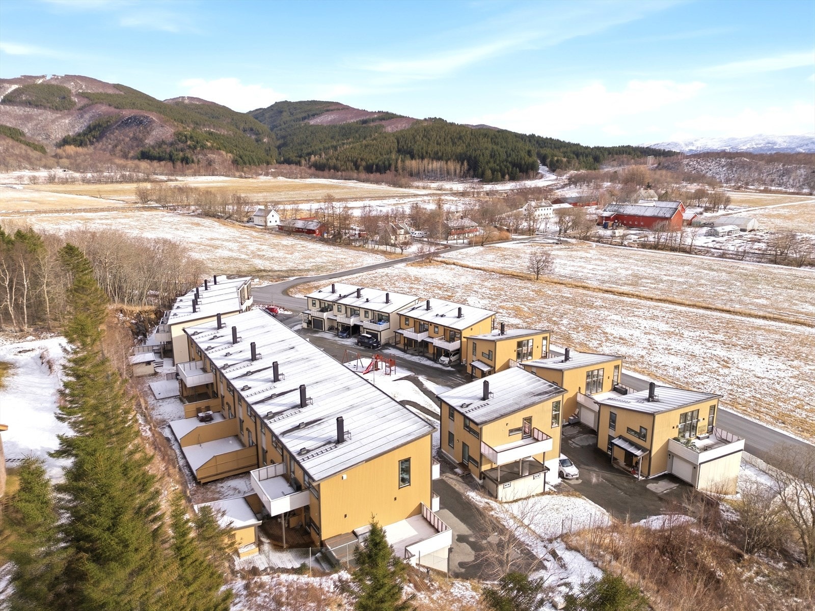 Kort vei til det meste man trenger som blant annet City Nord og sentrum. Galleribilde