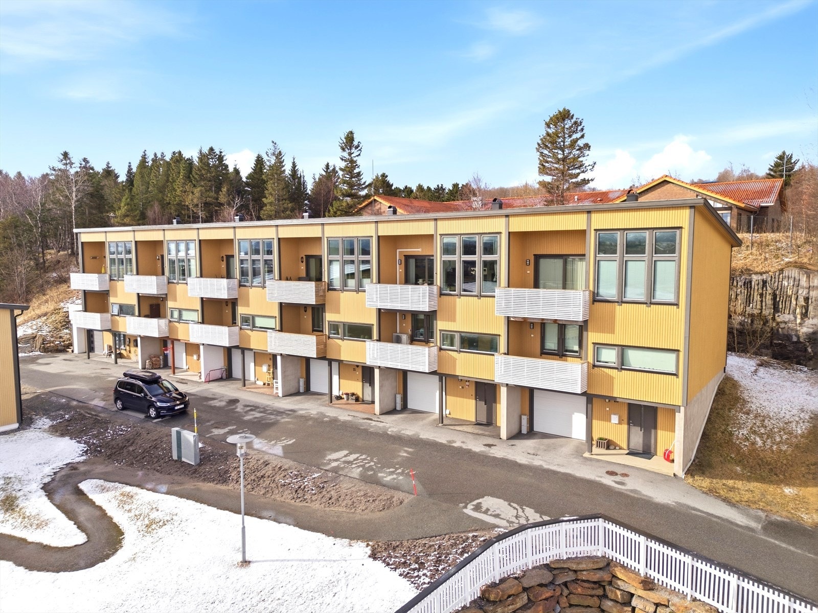 Boligen har beliggenhet i midten av blokka. Galleribilde