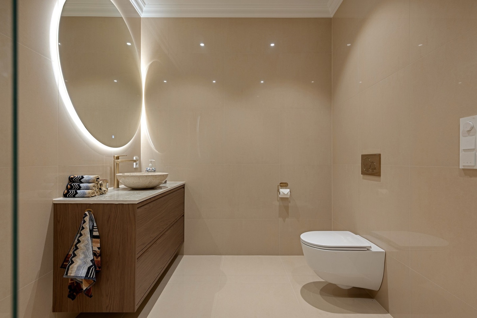 Boligens andre bad ligger også i 2. etasje. Galleribilde