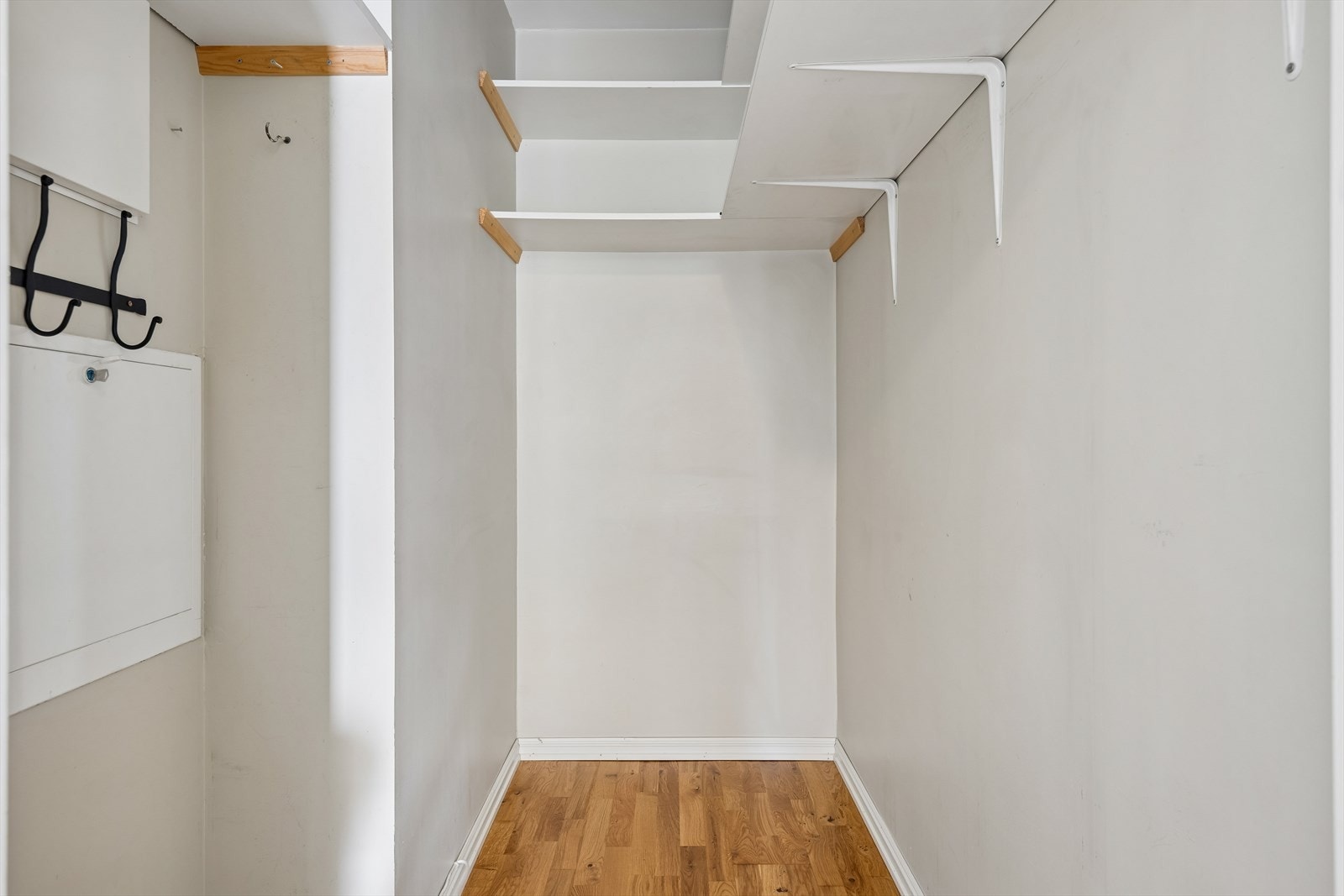 Innvendig lagringsbod Galleribilde