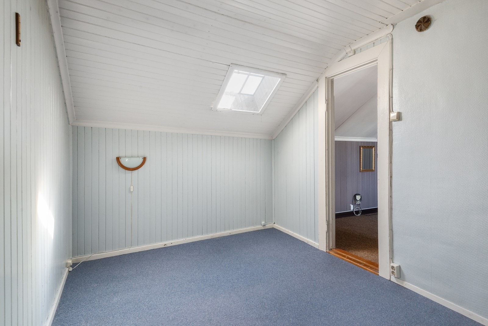 Disponibelt Galleribilde