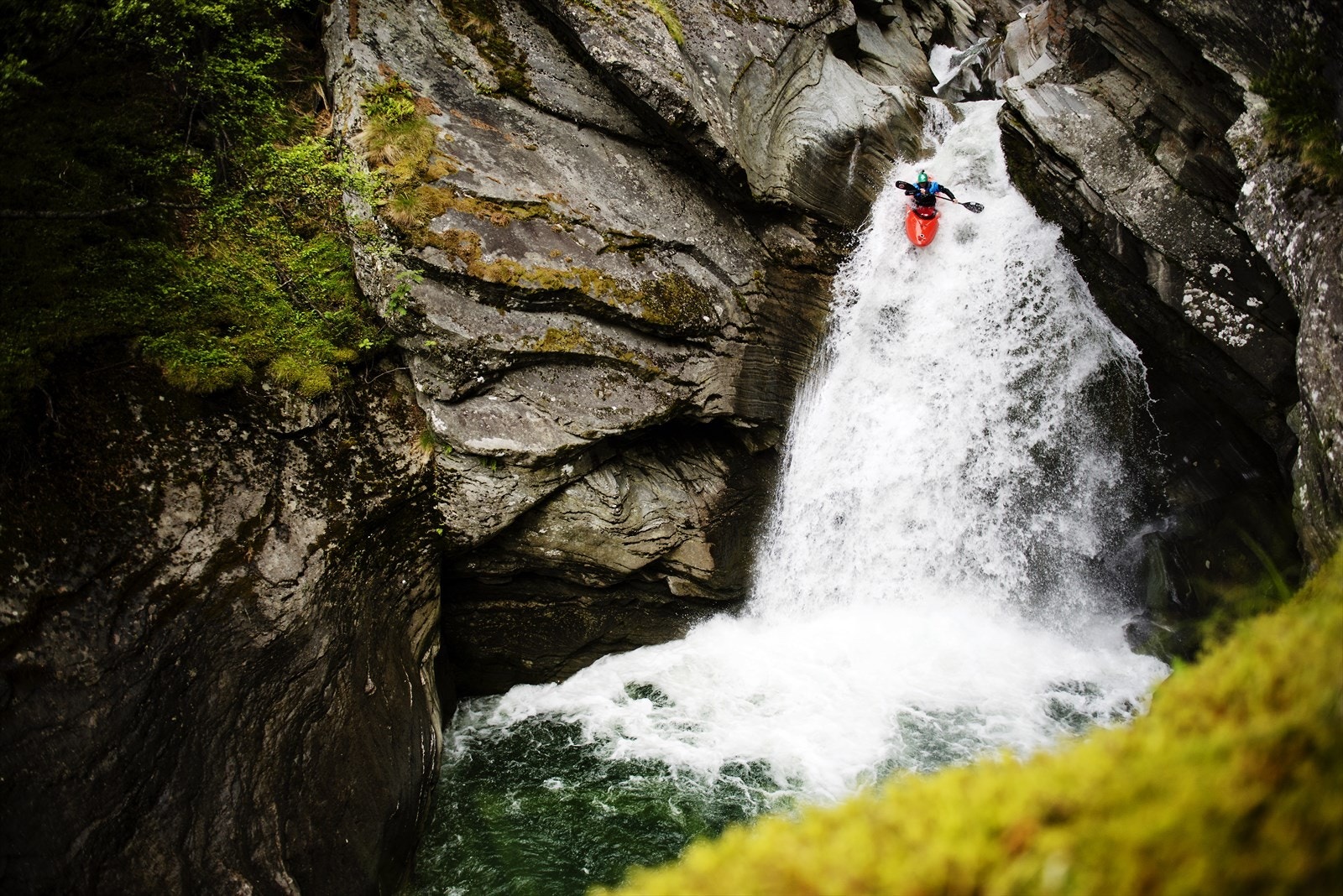 Kun 30 minutter med bil har man spektakulær aktivitet som byr på en herlig naturopplevelse og uforglemmelig eventyr. Galleribilde