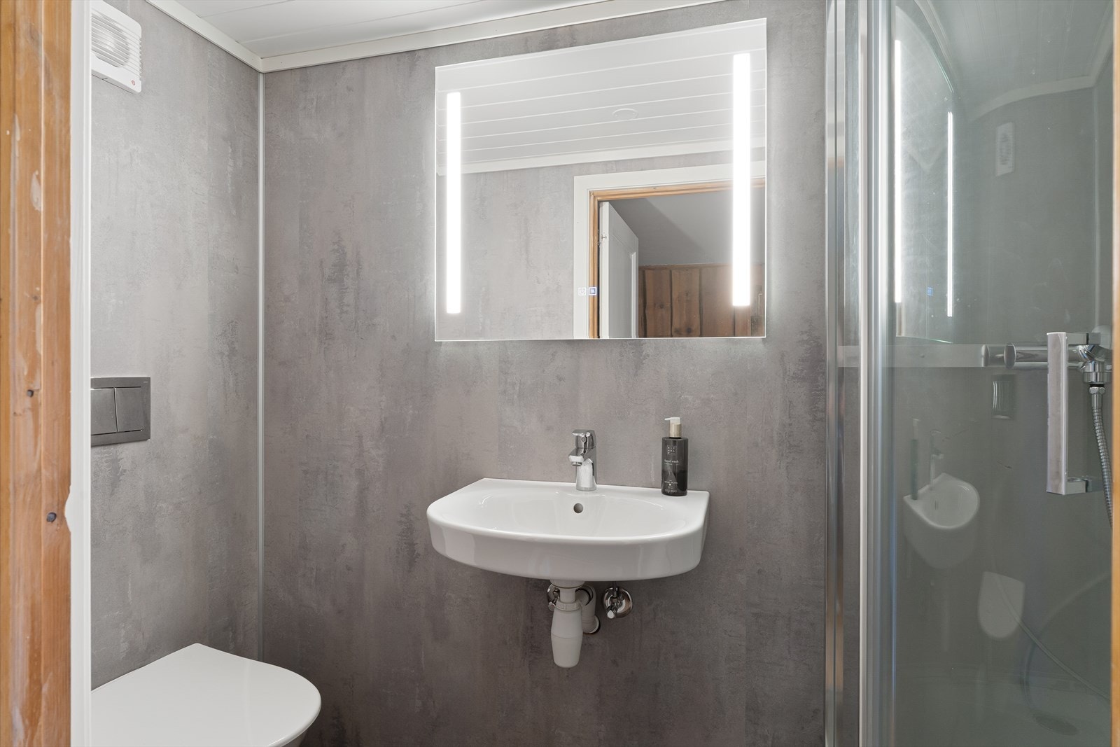 Bad i u.etg. - ikke godkjent. Galleribilde