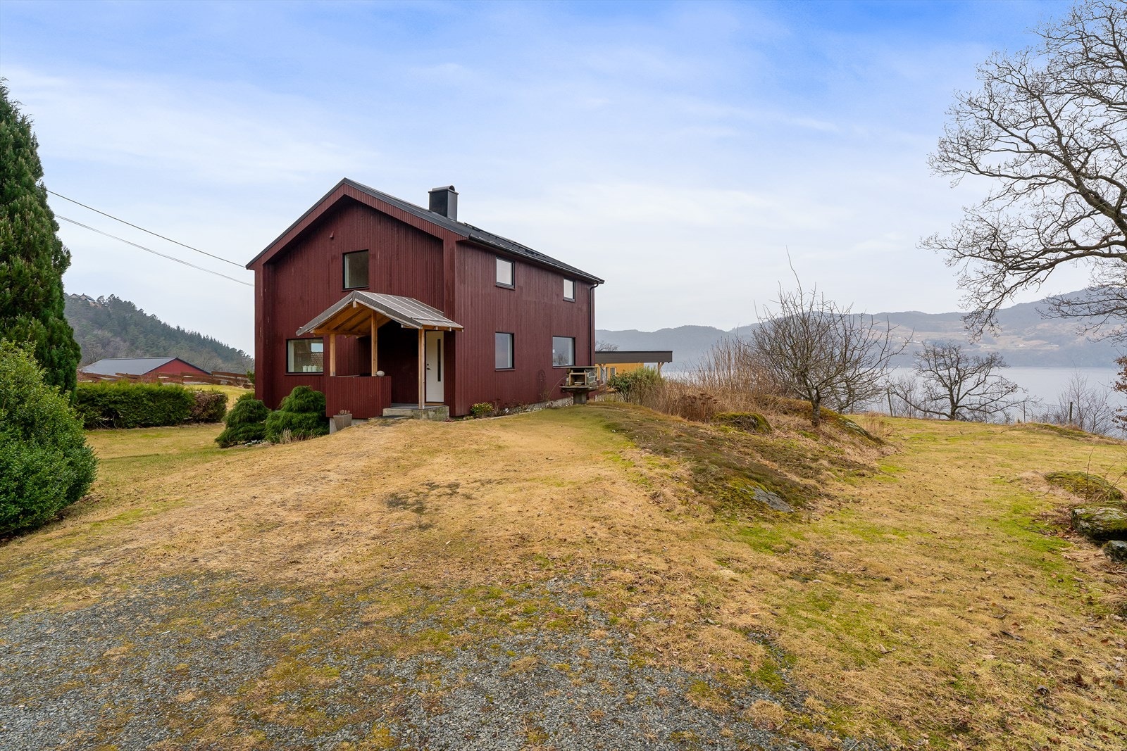 Kårbolig:
Byggår: antatt ca. 1956 Galleribilde