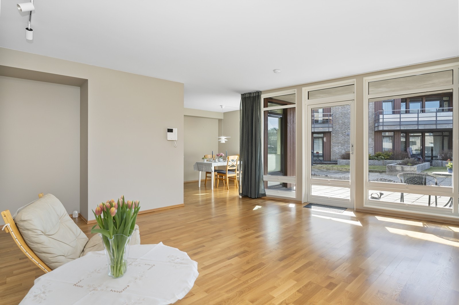 Innholdsrik og velholdt leilighet. Galleribilde