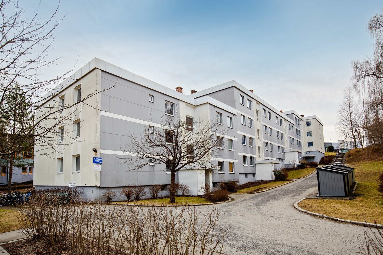 Området er rolig, tilbaketrukket og barnevennlig, med nærhet til store grøntområder Galleribilde