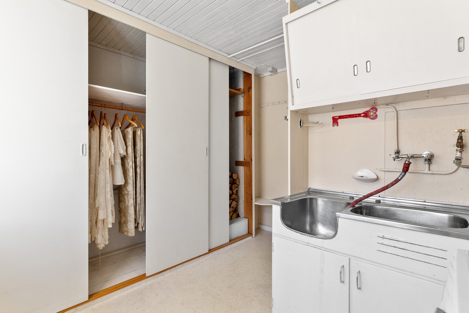 Vaskerom sokkel Galleribilde