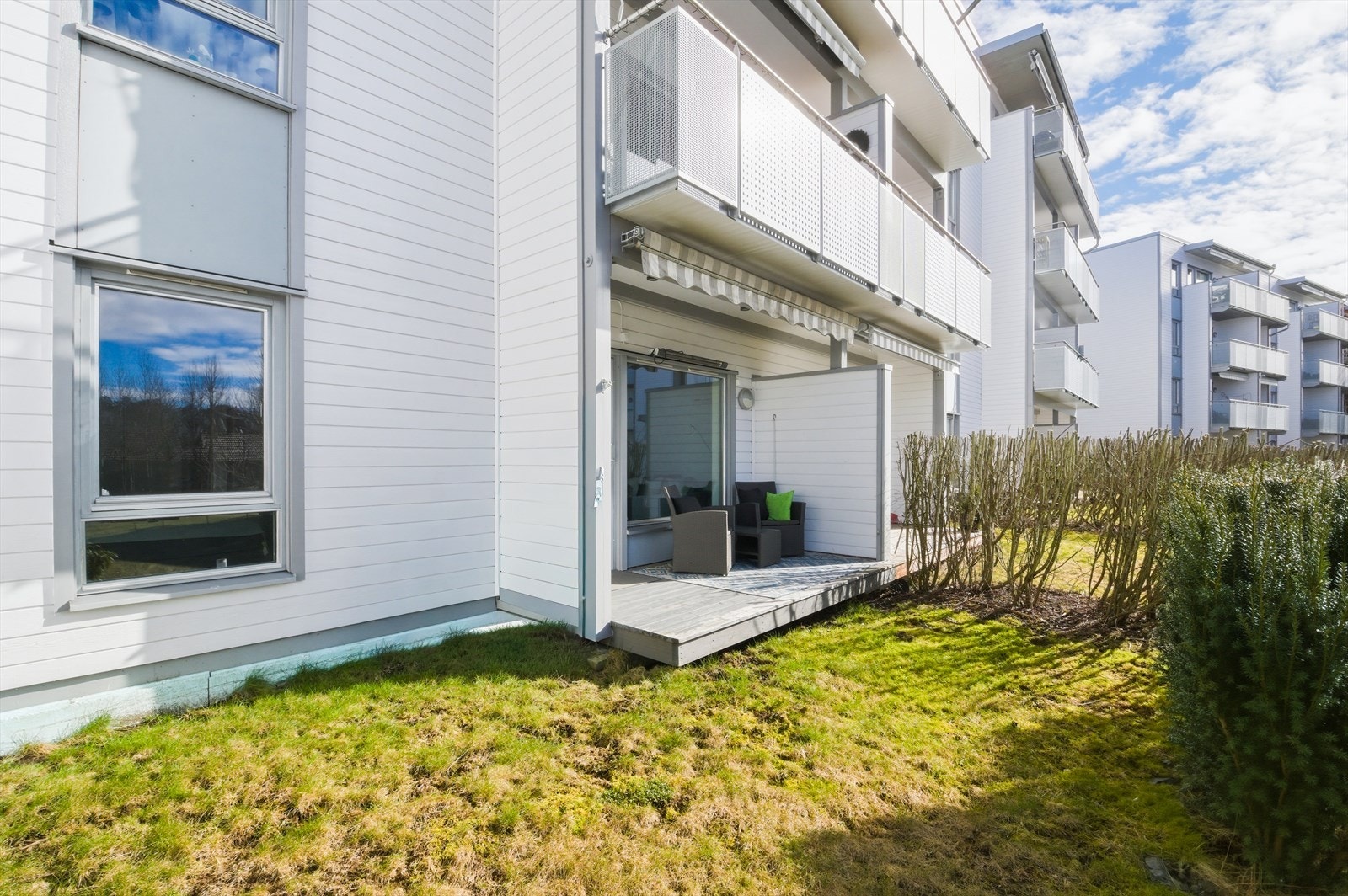 Egen gressplen til glede for både store og små. Galleribilde