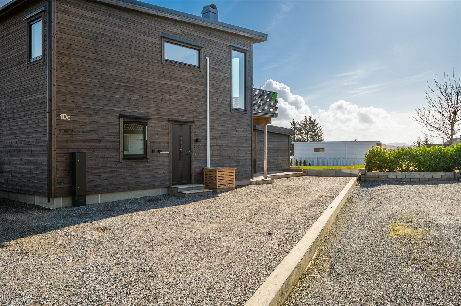 - God plass til parkering på egen tomt - Galleribilde