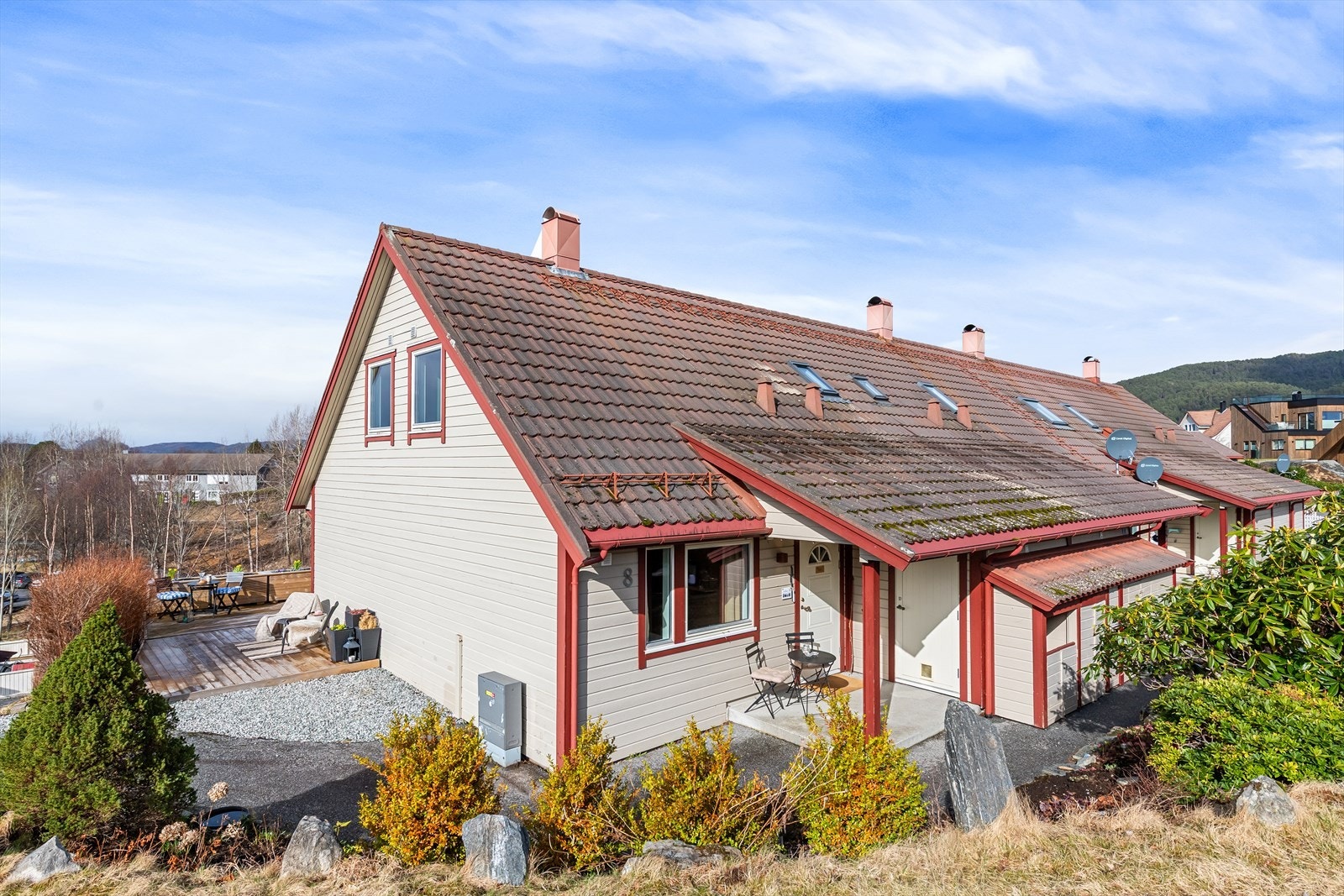 Velkommen til Vegsundhaugen 8 - Presentert av Eiendomsmegler Norge v/ Arild Berentzen. Galleribilde