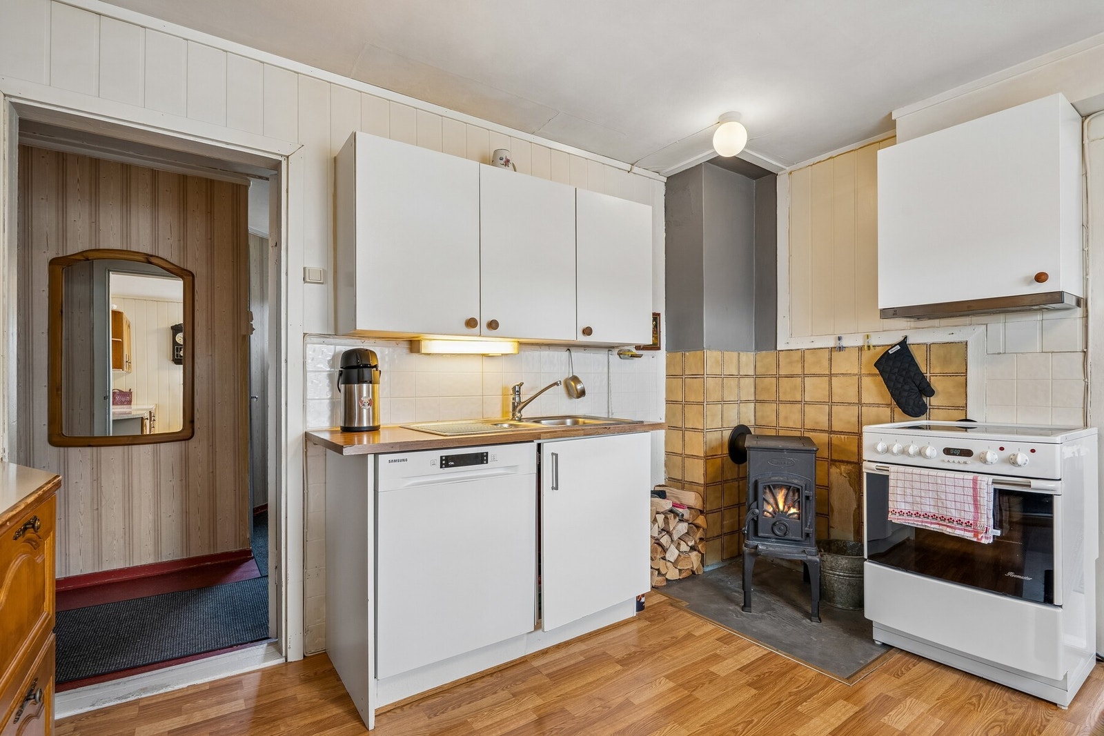 Deler av kjøkken. Galleribilde