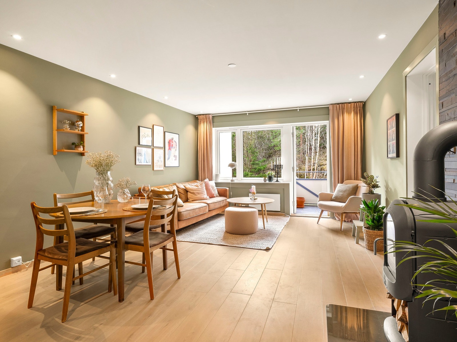 Velkommen til Steinspranget 9 og denne lekre 3-roms leiligheten! Foto: Sebastian Cruz Galleribilde