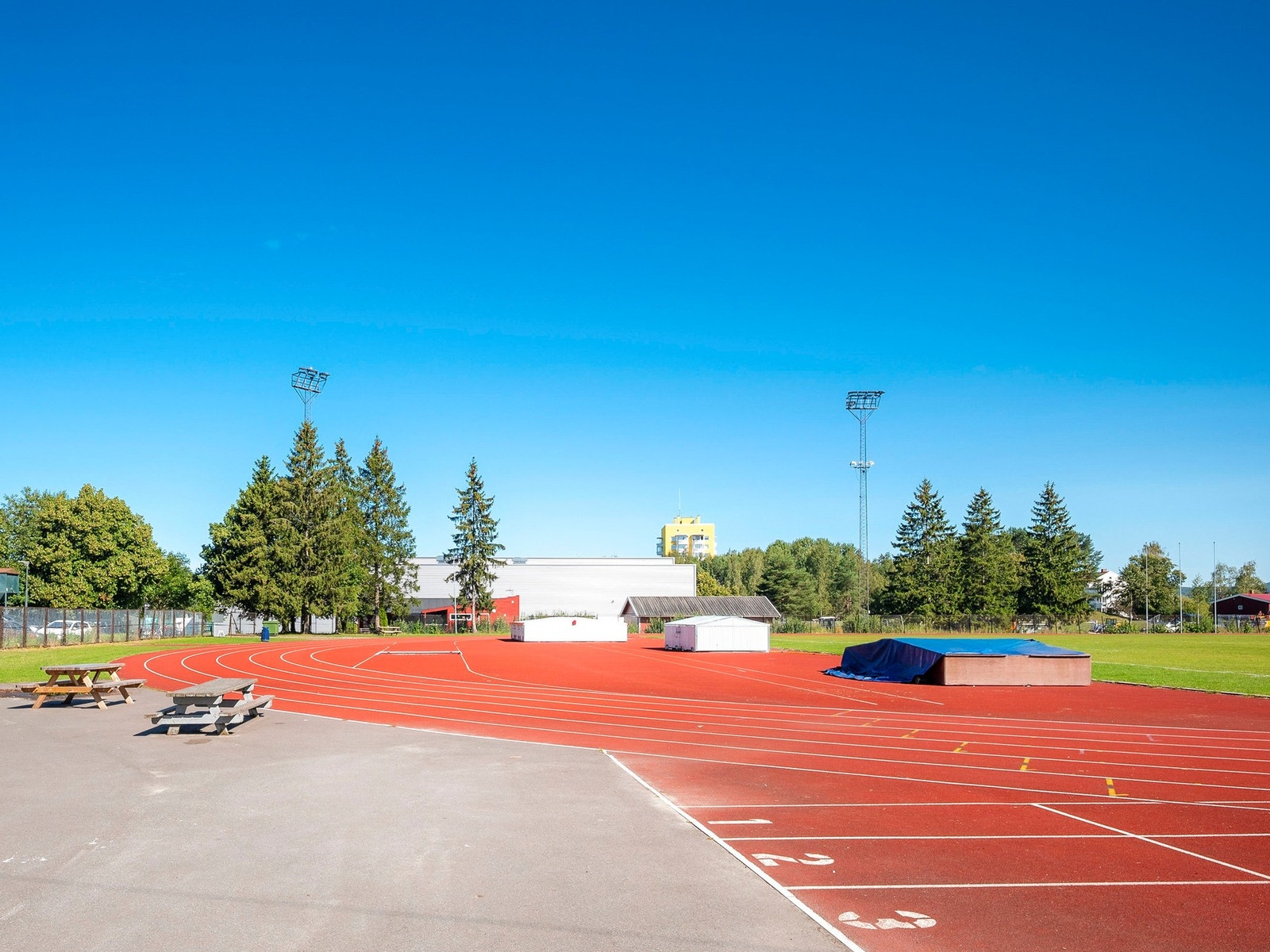 Gode alternativer for de spreke i nærområdet. Fotball, friidrett, svømming og SATS m.m. Galleribilde