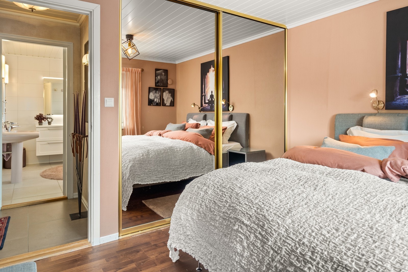 Soverom 1 (ikke godkjent som varig oppholdsrom) Galleribilde