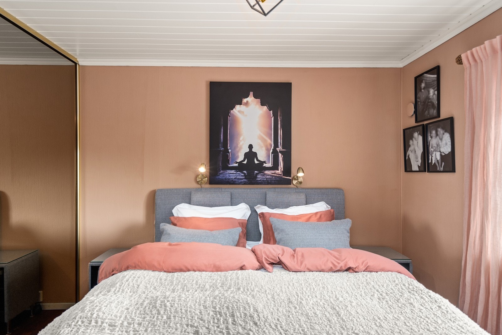 Soverom 1 (ikke godkjent som varig oppholdsrom) Galleribilde