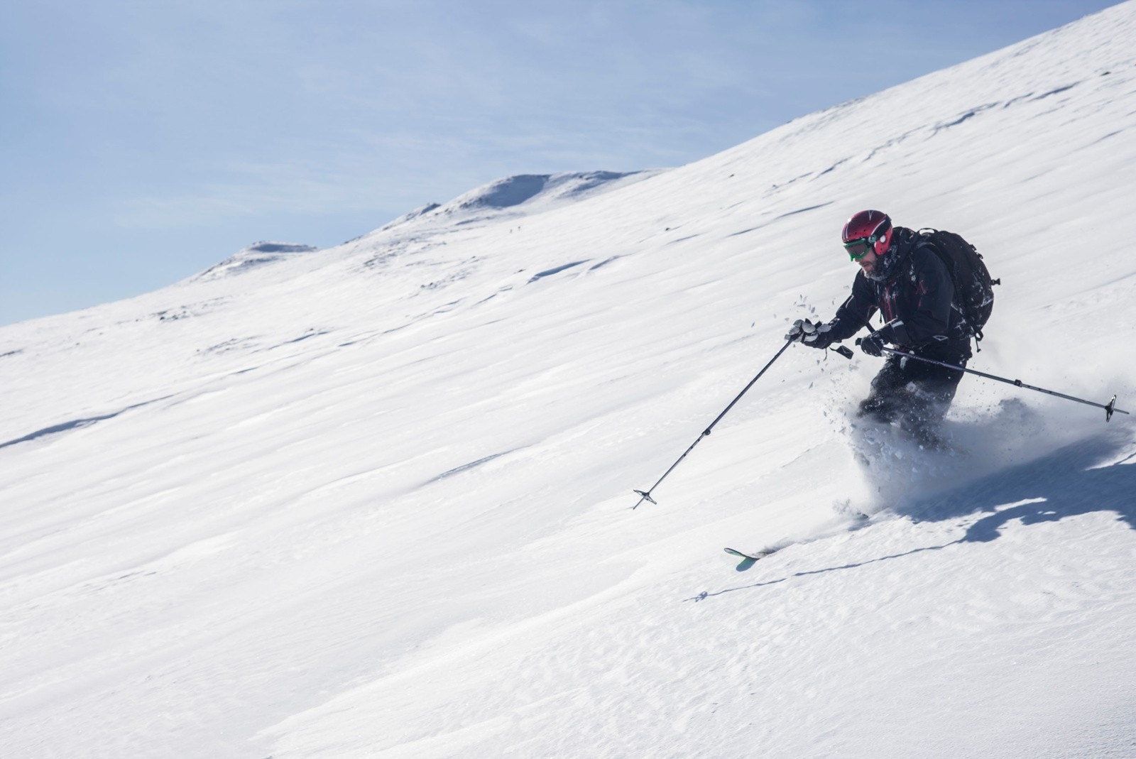 Området har et enormt utvalg av toppurer, frikjøring og randonee. Velkommen til visning! Galleribilde