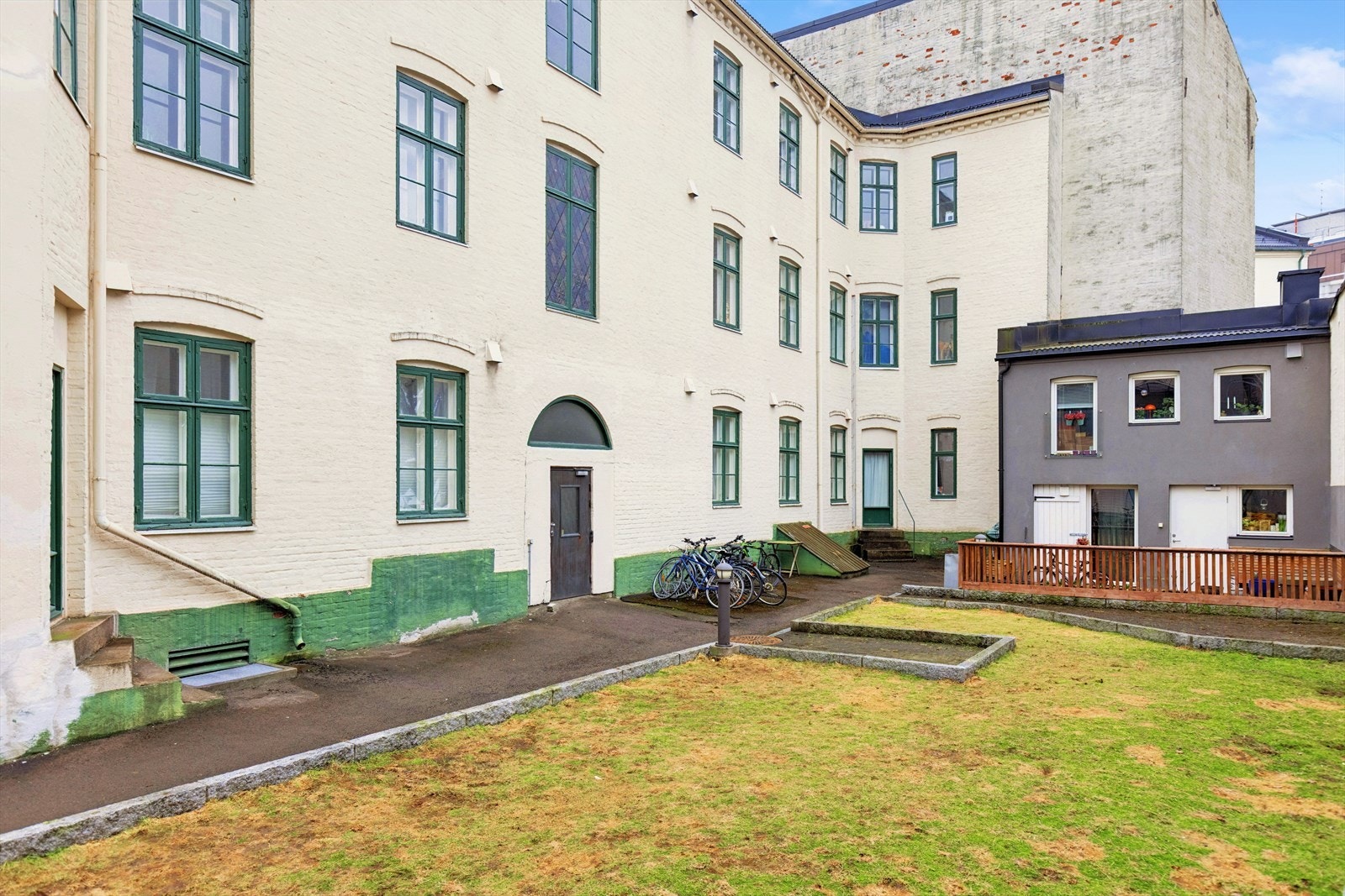 Sameiet sin skjermede bakgård. Galleribilde