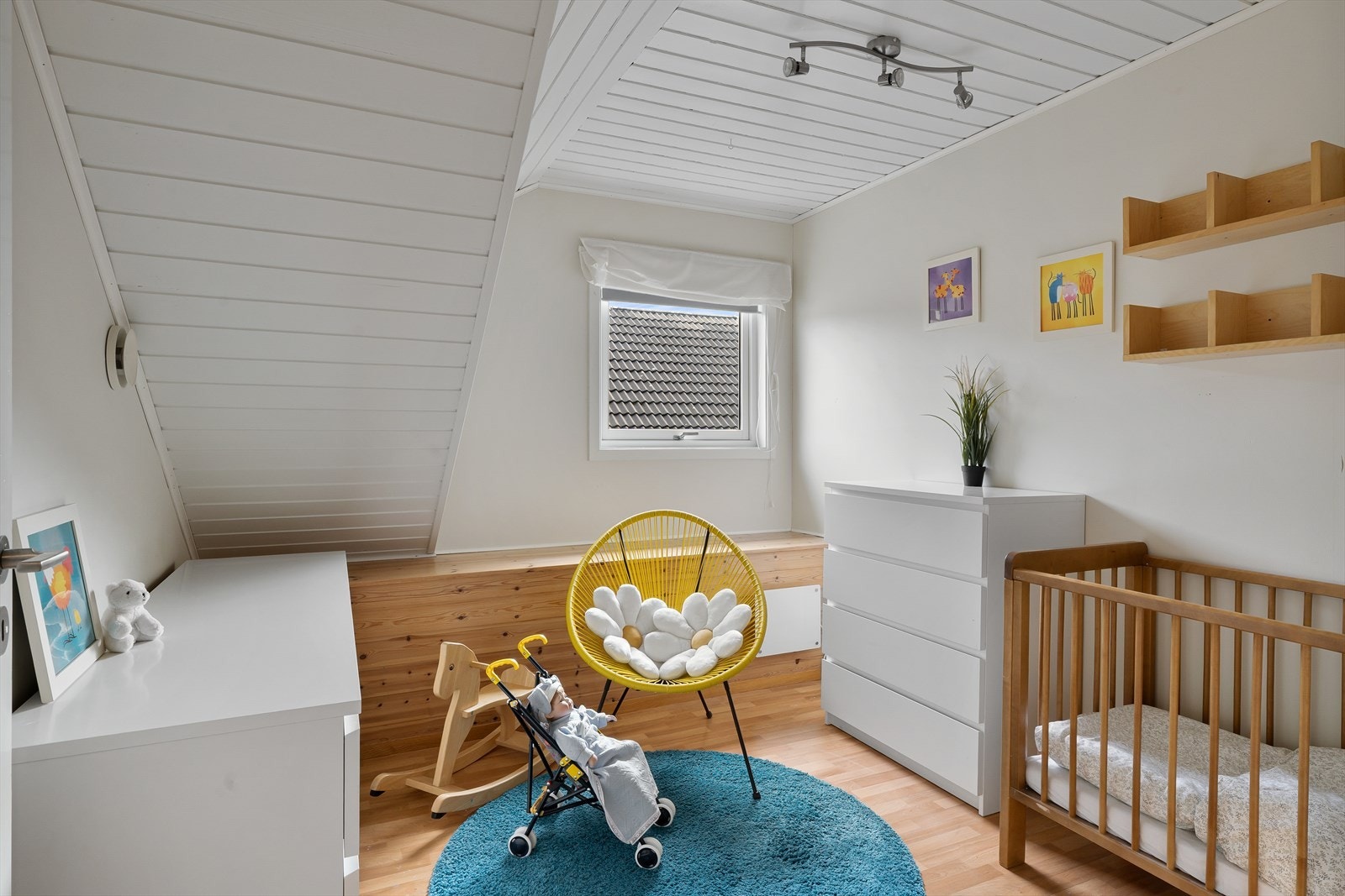 Soverom lll Galleribilde