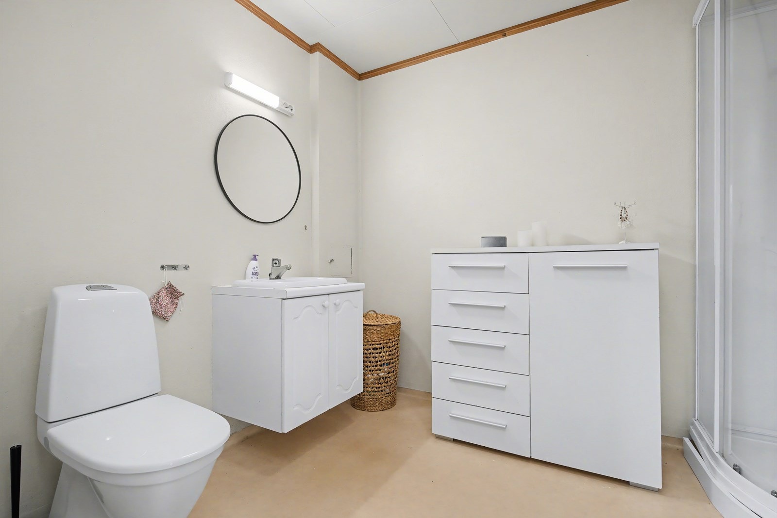 Baderom kombinert med vaskerom Galleribilde