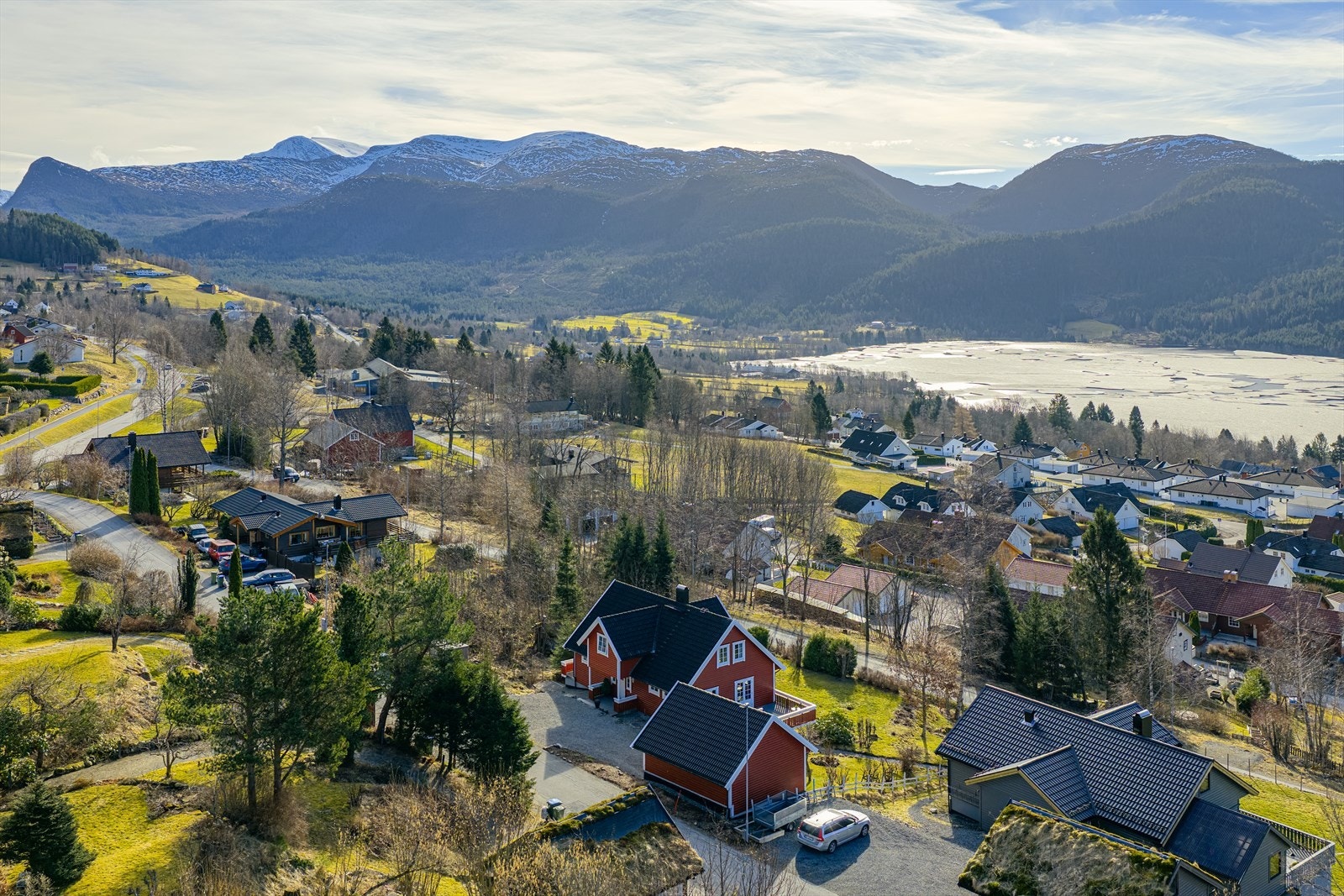 Boligen har virtuell visning i alle etasjer Galleribilde